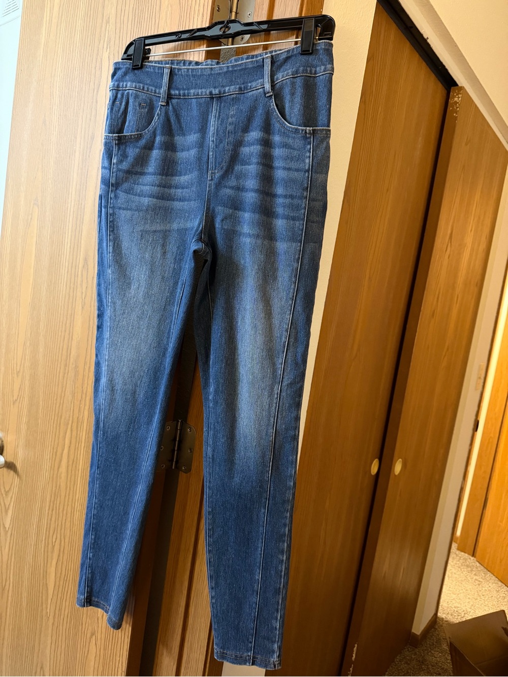 Halara Women’s Blue Pull-On Jeans Size Medium